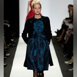 ♧$2,990 OSCAR DE LA RENTA ICONIC BLUE FLORAL SILK JACQUARD RUNWAY DRESS US 8